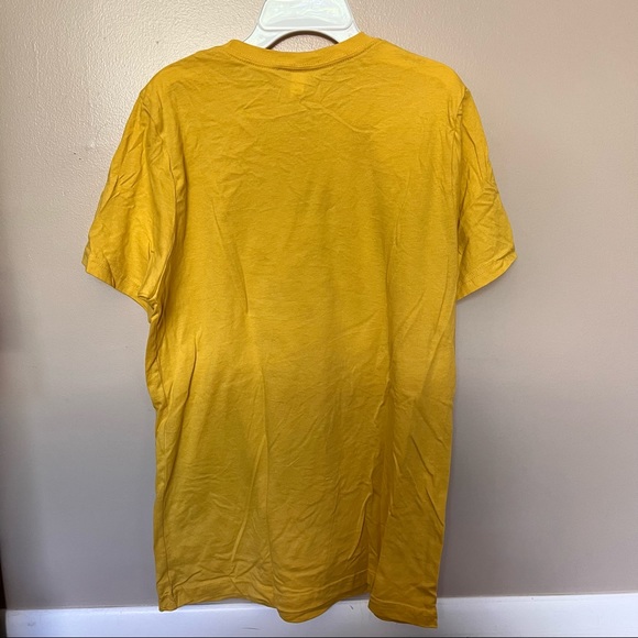 Julia Michaels Tour Tee - Picture 2 of 4